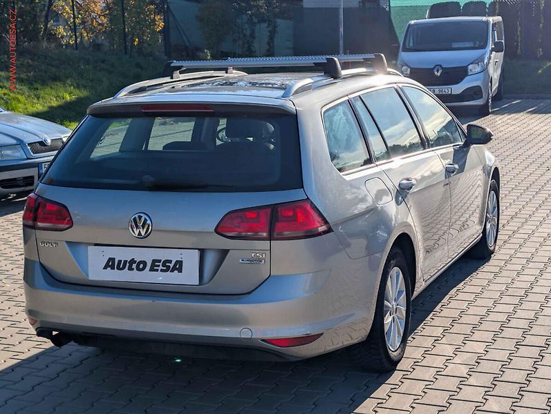 Volkswagen Golf (2016) 1.2 TSi, 2.maj,ČR - fotka 4 z 18