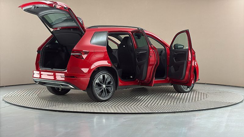 Škoda Karoq 2.0 TDI DSG 4x4 Sportline Excl - fotka 6 z 32