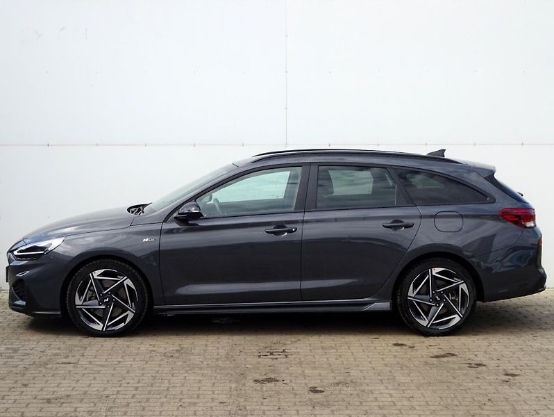 Hyundai i30 1.5 T-GDI 103kW DCT N-Line - fotka 8 z 20