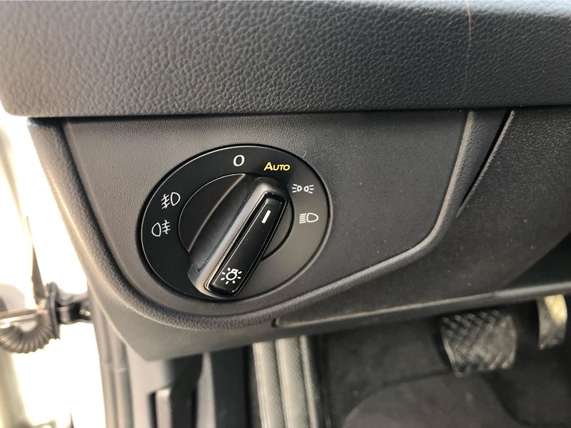 Volkswagen Taigo Style 1,0 TSI 85 kW 7DSG - fotka 14 z 26