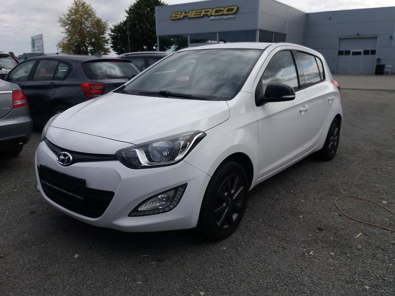 Hyundai i20 1.2i,62kW,KLIMA,SERV.KNÍŽKA - fotka 1 z 16