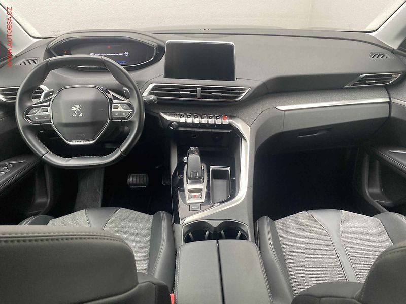 Peugeot 5008 (2019) 2.0 HDi, Allure, AT, LED - fotka 8 z 18