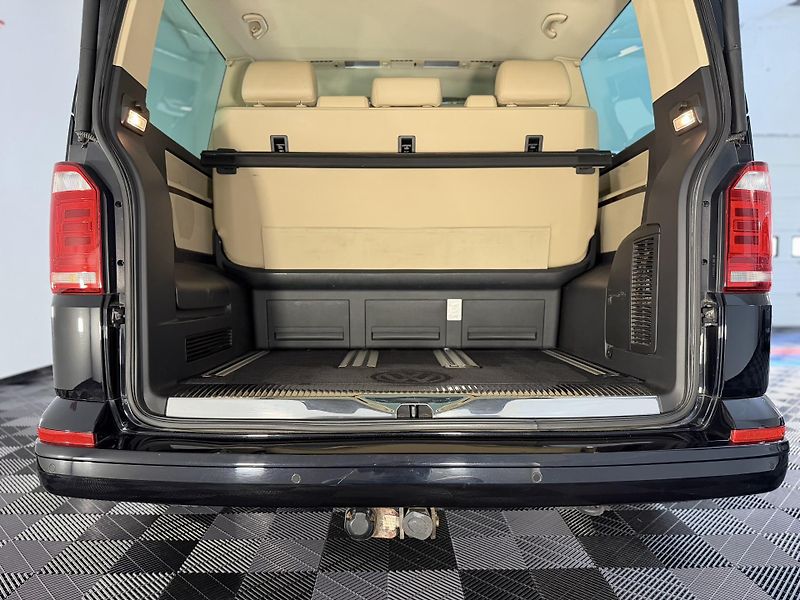 Volkswagen Multivan 2.0 TDI 4Motion Highline - fotka 37 z 43