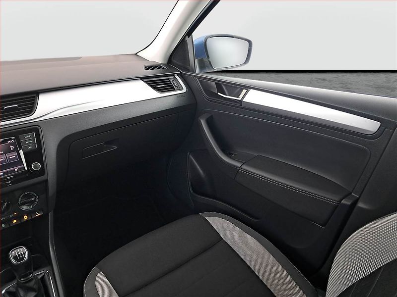 Škoda Rapid (2018) Ambition 1.0 TSI, Serv.kniha - fotka 8 z 19