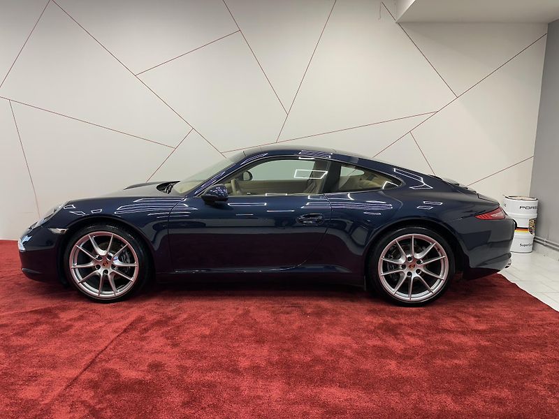 Porsche 911 (2013) Carrera CAMERA*XENON*PANO*DPH - fotka 2 z 14