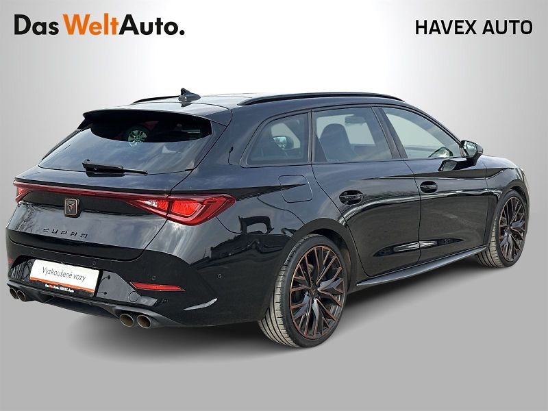 Cupra Leon (2021) SP 2.0 TSI 4Drive DSG VZ - fotka 2 z 30