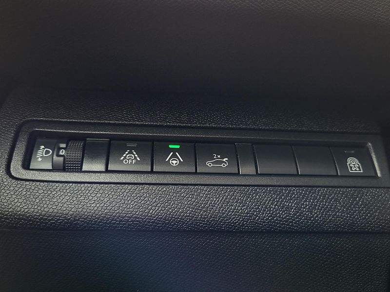 Peugeot 5008 1.5 BlueHDi 130 automat 7-míst - fotka 22 z 46