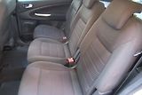 Ford S-MAX 2.0 TDCi AUT. KLIMA TAŽNÉ - náhled 17