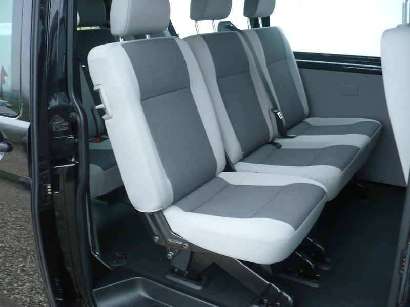 Volkswagen Transporter 2.0TDI 103Kw 8Míst - fotka 18 z 27