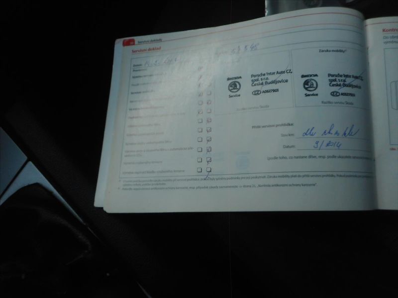 Škoda Octavia 1,6 TDi - fotka 24 z 32