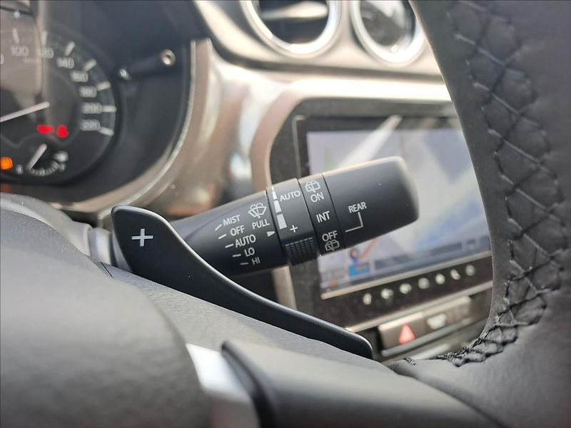 Suzuki Vitara (2025) 1,5 Elegance AllGrip 6AGS - fotka 13 z 17