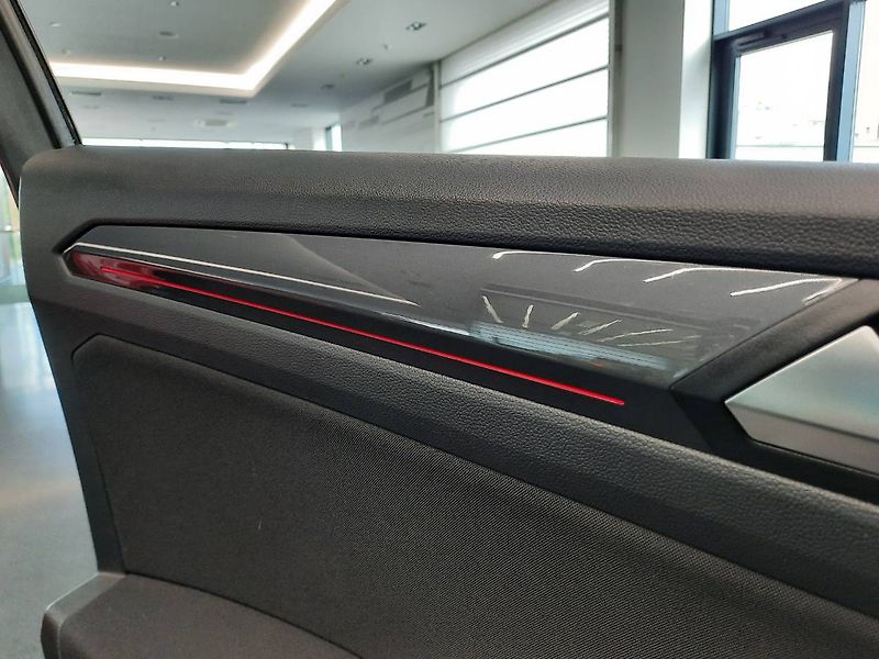 Volkswagen T-Roc (2022) Sport 1.5 TSI (110kW/150k) - fotka 11 z 21