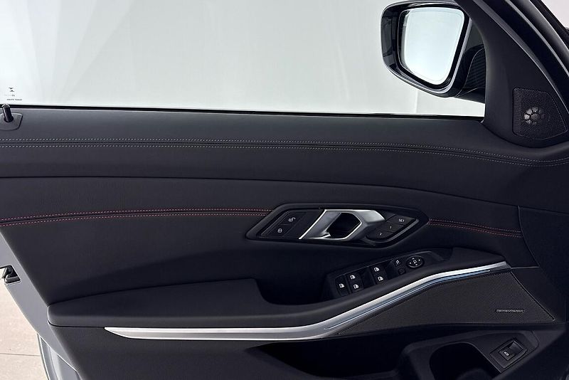 BMW M3 CS - fotka 18 z 29
