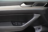 Volkswagen Passat - náhled 12