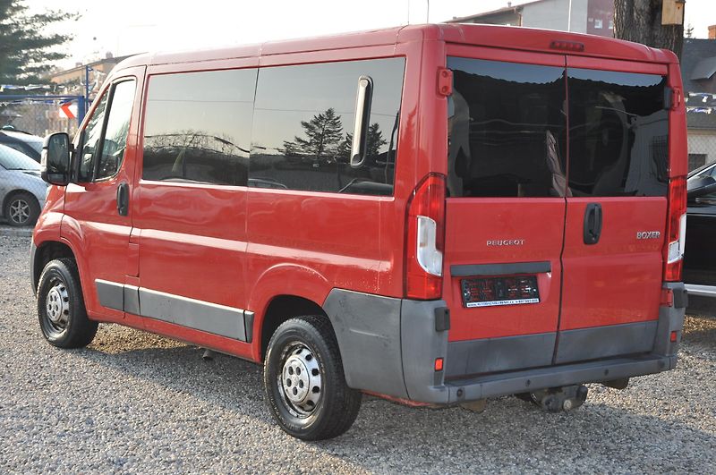 Peugeot Boxer 2.2HDi 96kW BUS 8.míst  - fotka 4 z 18
