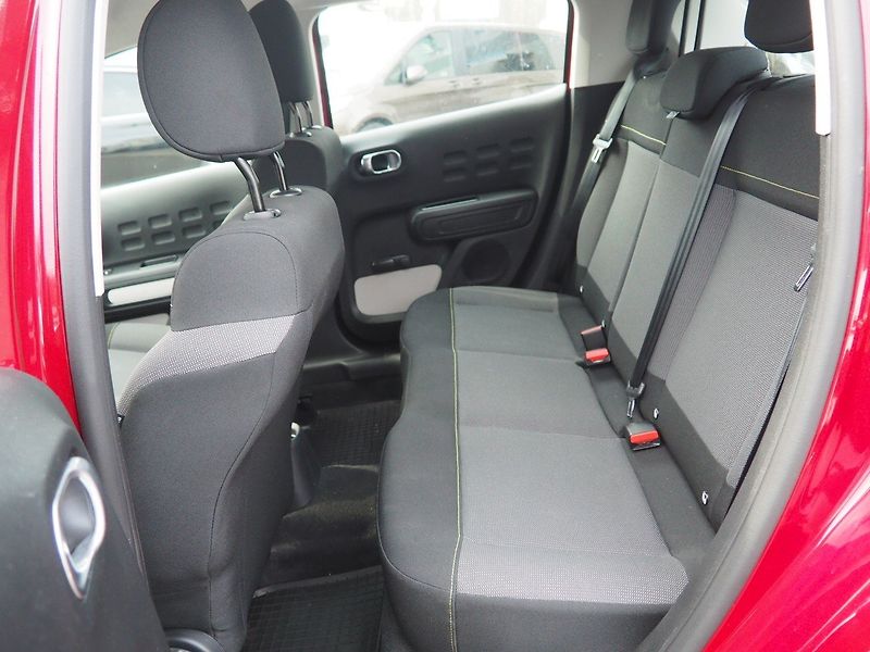 Citroën C3 (2019) 1.2 PureTech Feel - fotka 13 z 34