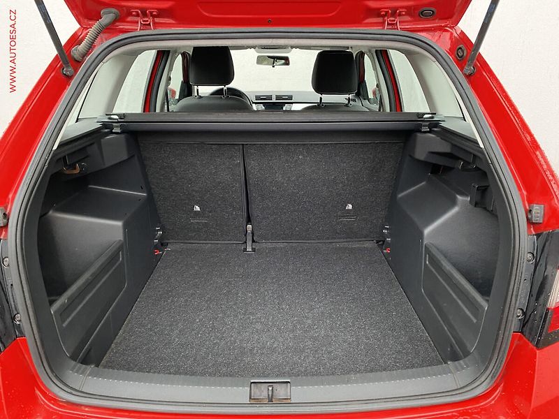 Škoda Fabia (2019) 1.0TSi, ČR, Ambition - fotka 7 z 15