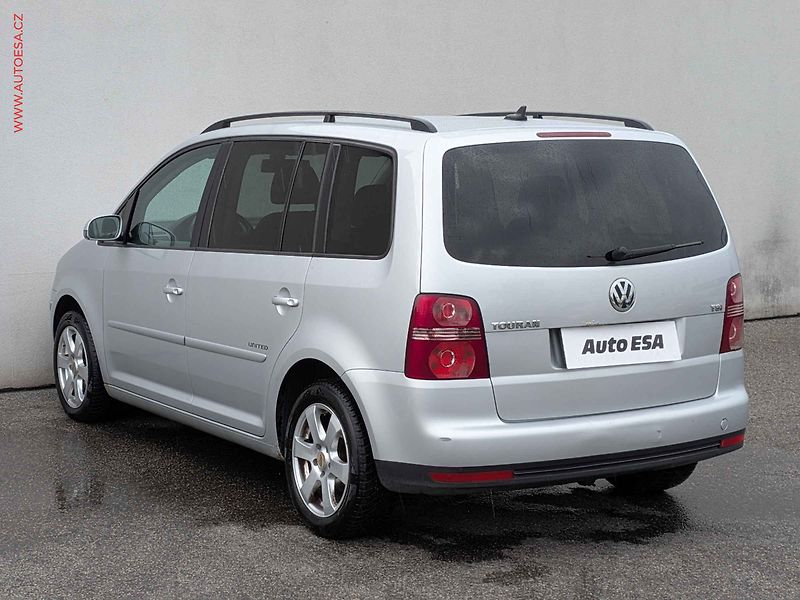 Volkswagen Touran (2008) 1.4 TSi, AC, navi - fotka 4 z 13