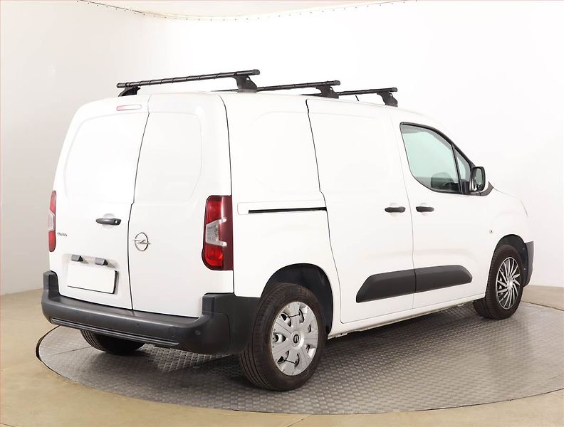 Opel Combo (2021) 1.5 CDTI, SR, 1Maj, DPH - fotka 5 z 13