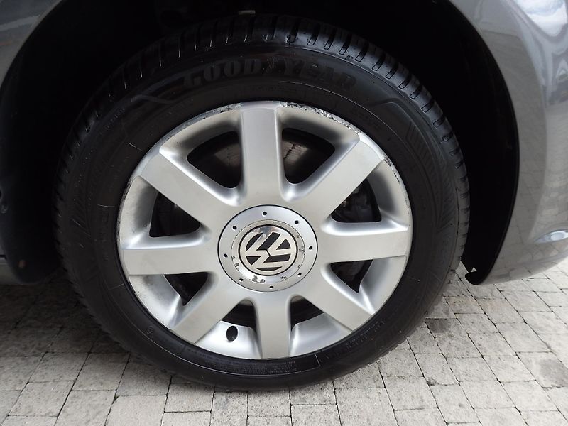 Volkswagen Touran 1.4 TSI 103 kW LIFE XENONY - fotka 12 z 15