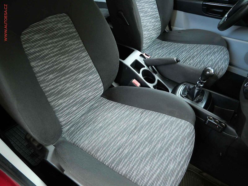 Kia Ceed (2007) 1.4i, ČR, Klima - fotka 11 z 19