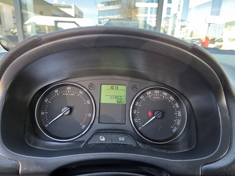 Škoda Roomster (2014) 1.2 TSI - fotka 13 z 27