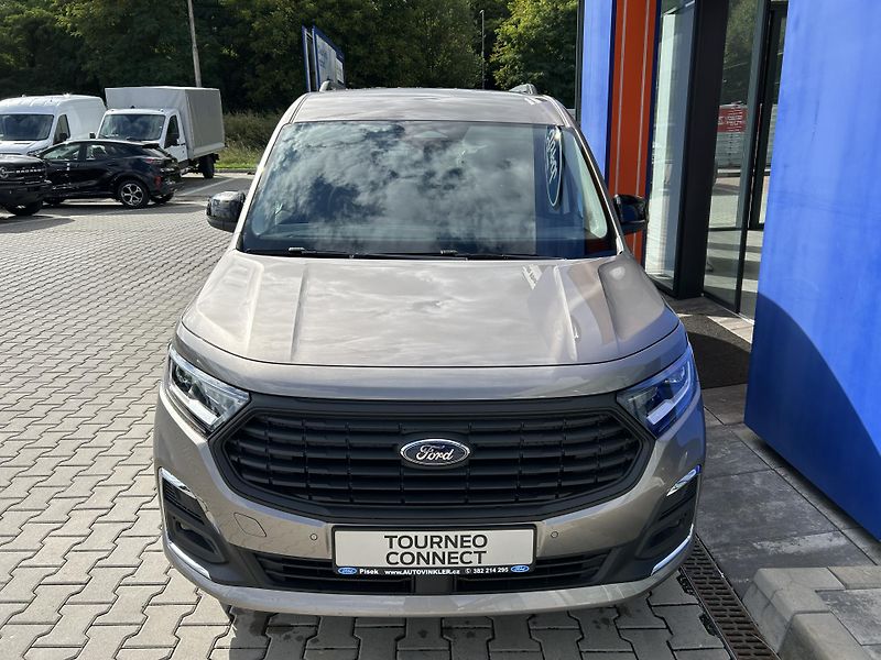 Ford Tourneo Connect 1.5 Ecoboost 110kW AT Titanium - fotka 2 z 40
