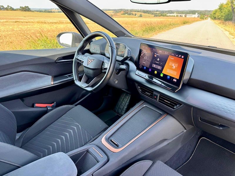 Cupra Born (2022) 58kWh, SOH 86%,KEYLESS - fotka 10 z 19