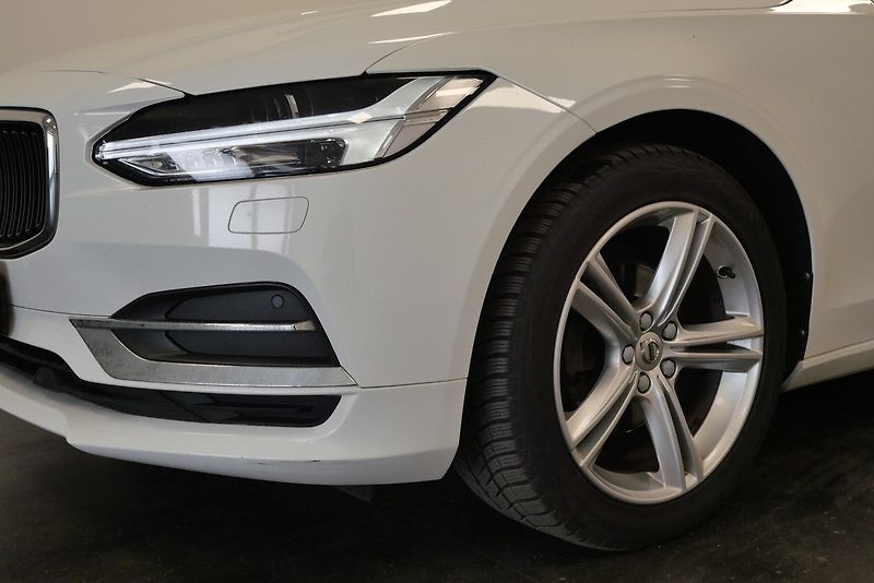 Volvo V90 - fotka 9 z 23