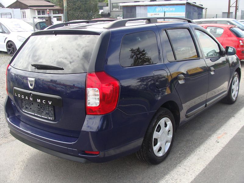 Dacia Logan 1.2i, klima - fotka 6 z 22