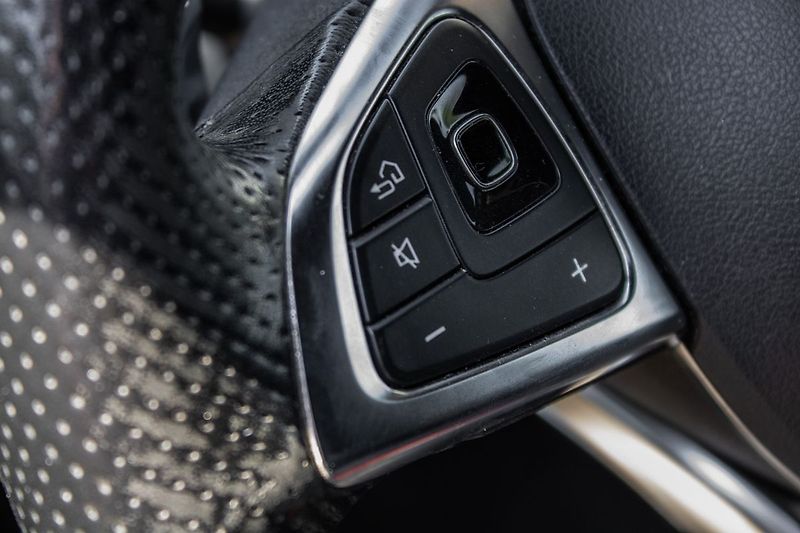 Mercedes-Benz Třídy E D 2017 AT 143kW - fotka 19 z 26