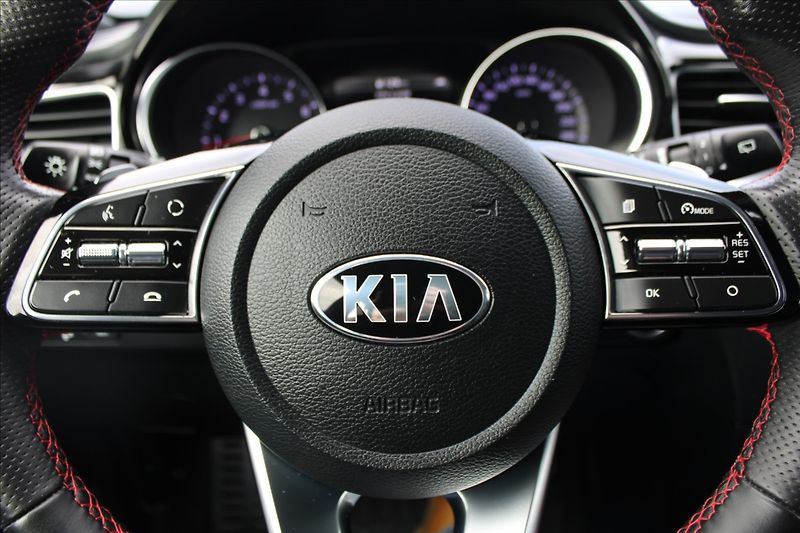 Kia ProCeed 1,6 TGDI  ČR,GT,AUTOMAT,ZÁRUKA - fotka 14 z 35