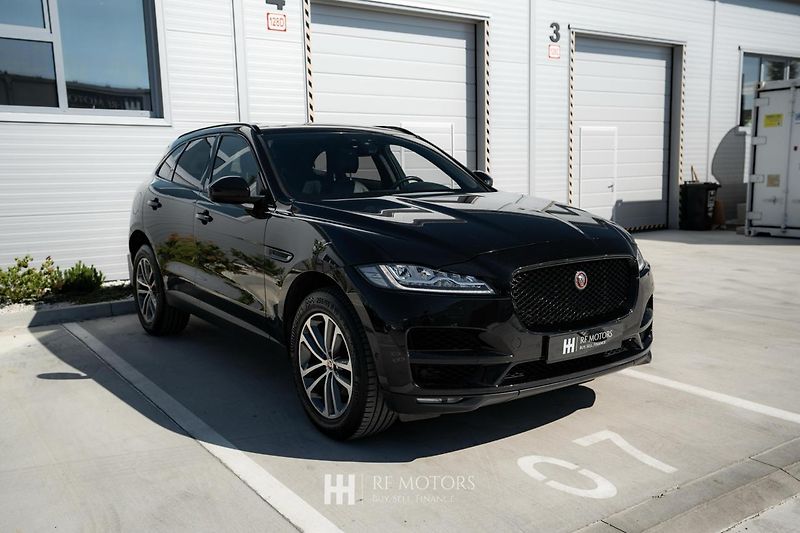 Jaguar F-Pace (2020) 2.0 P250 184kW 4x4 - fotka 4 z 43