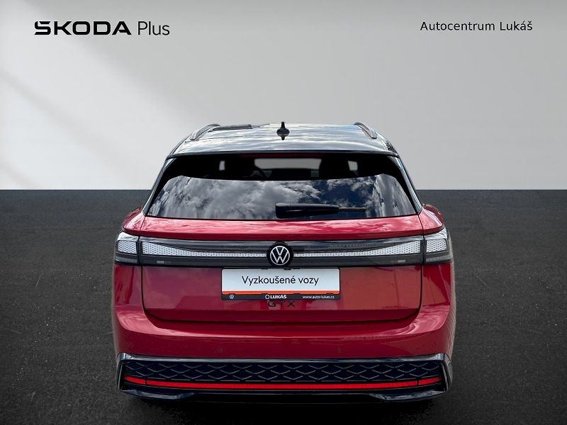 Volkswagen ID.7 Tourer (2025) GTX 250 KW, 86 KWH Tažné - fotka 8 z 32