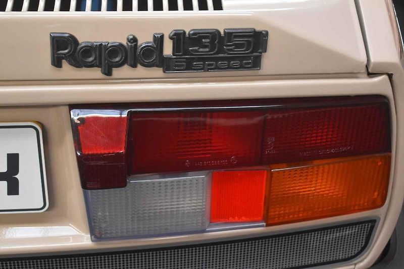 Rapid byl před vznikem Favoritu nejlepší a nejdražší Škodou. Ovšem za západní konkurencí i tak hodně zaostávala