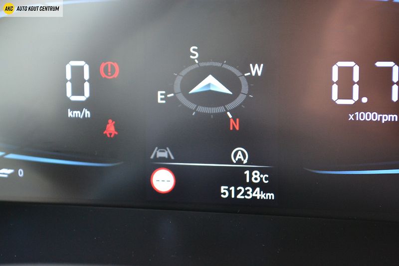 Hyundai i30 WG 1,5I MT SMART FL NAVI - fotka 33 z 45