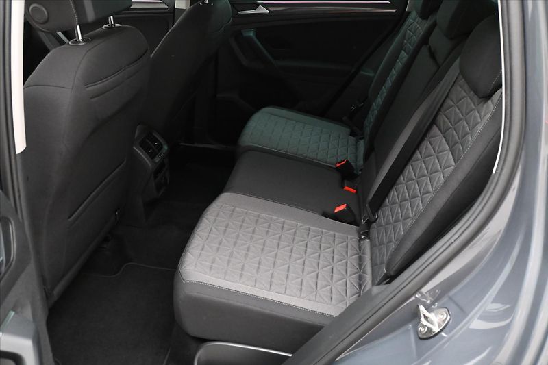 Volkswagen Tiguan 2,0 TDI 110 kW DSG Life Záruka - fotka 14 z 33