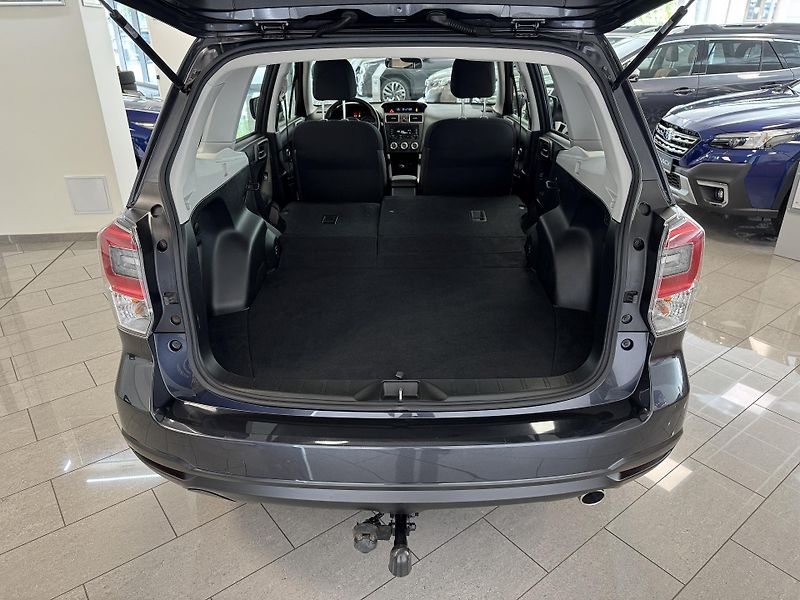 Subaru Forester 2.0i Trend, 6MT - fotka 20 z 45