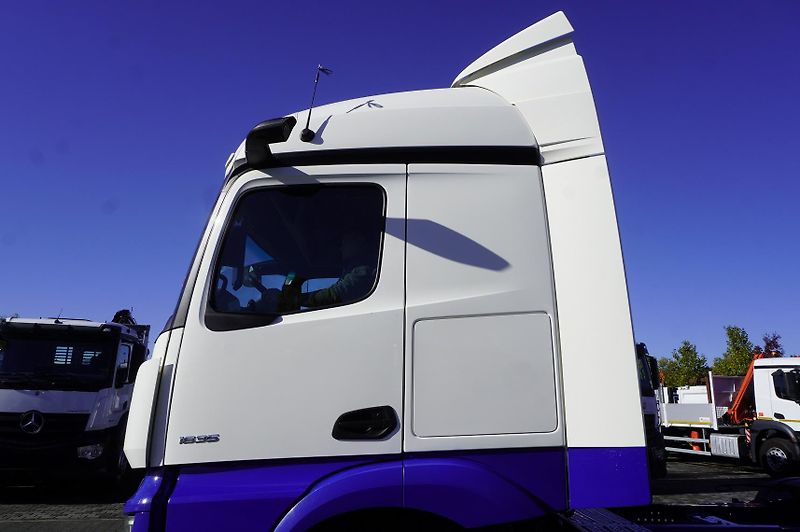 Mercedes-Benz Actros (2022) 1835 LS MP5 tractor unit - fotka 11 z 24
