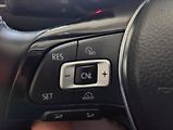 Volkswagen Golf Sportsvan 1,6 TDi DSG Navigace Tempomat - náhled 28