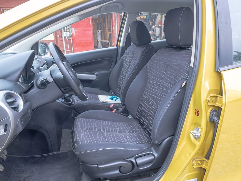 Mazda 2 (2008) 1.4i 63KW – PO SERVISU - fotka 14 z 33