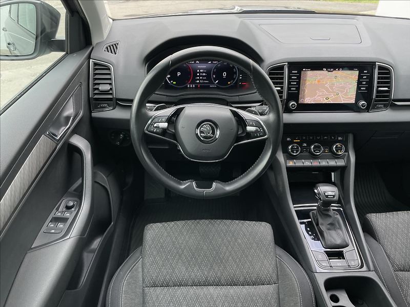 Škoda Karoq 2,0 TDI 4x4 DSG Style Plus LED - fotka 7 z 25
