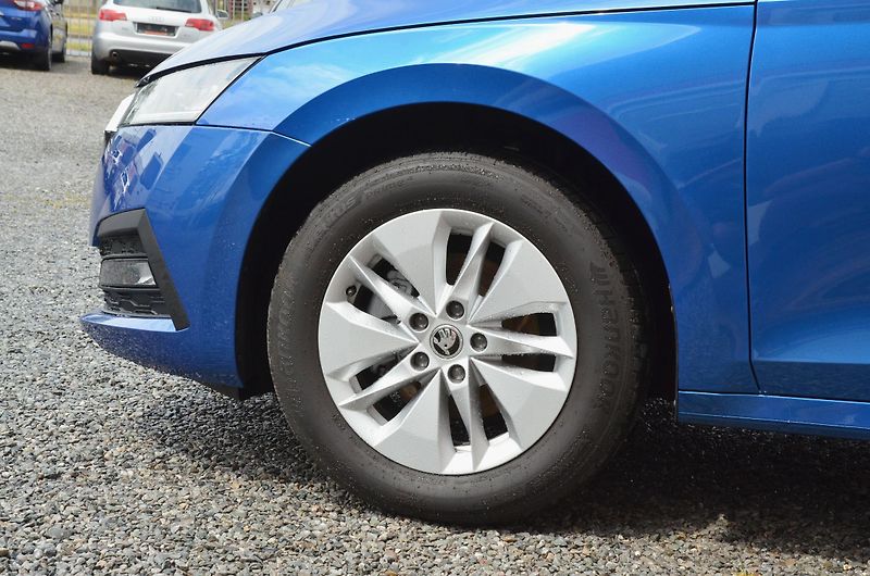 Škoda Octavia (2023) 1.5 TSi 110kW DSG AMB / TAŽNÉ  - fotka 7 z 43