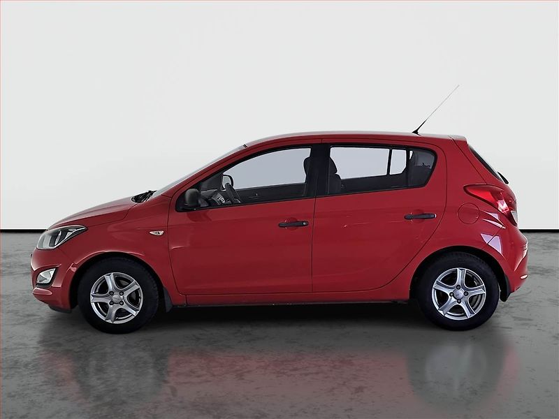 Hyundai i20 (2013) 1.2, Tempomat - fotka 3 z 14