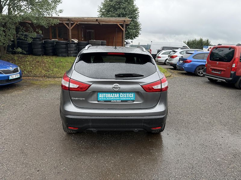 Nissan Qashqai 1.6 DiG-T,ČR - fotka 5 z 20