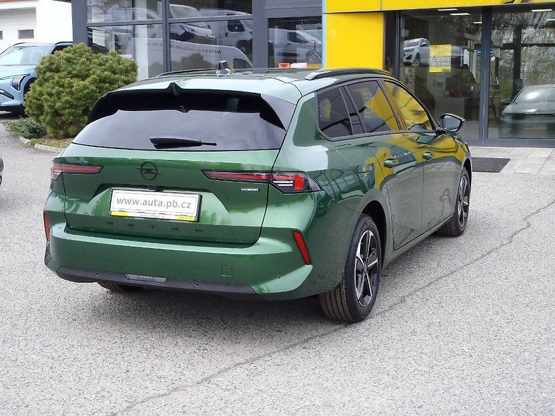 Opel Astra ST Edition Hybrid 1.2 Turbo - fotka 8 z 33