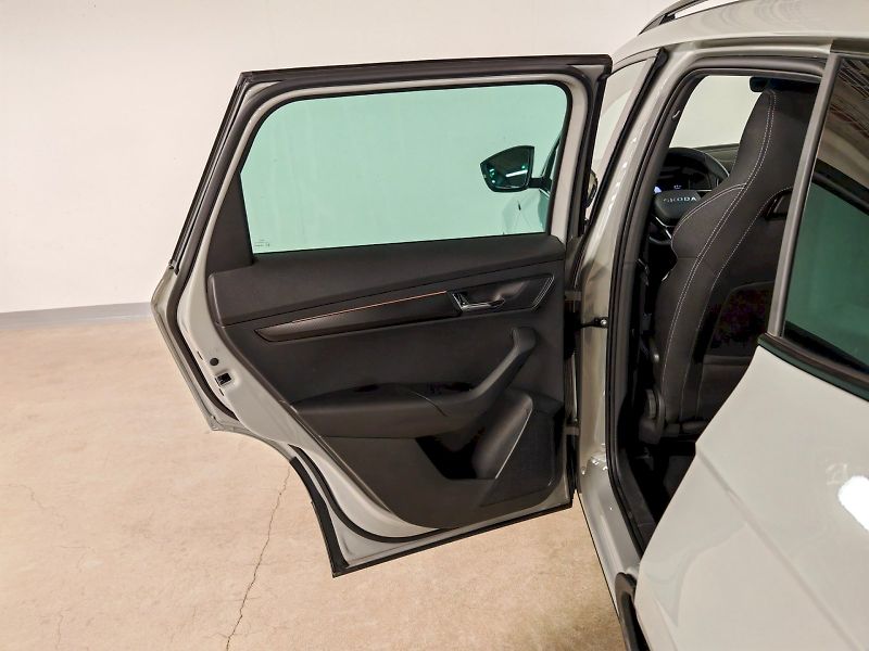 Škoda Karoq (2025) 2.0 TDI 110 kW DSG 4x4 Sportli - fotka 23 z 31