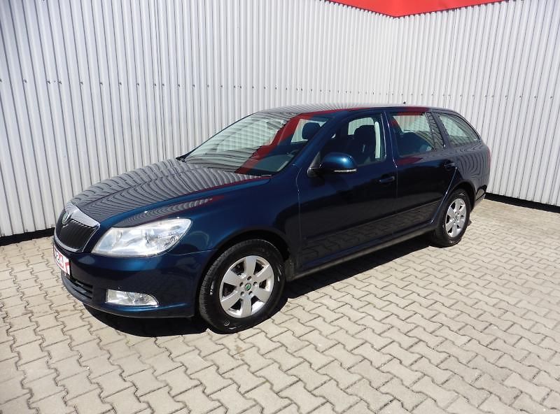 Škoda Octavia II Combi 1.4 TSi Elegance - fotka 1 z 14