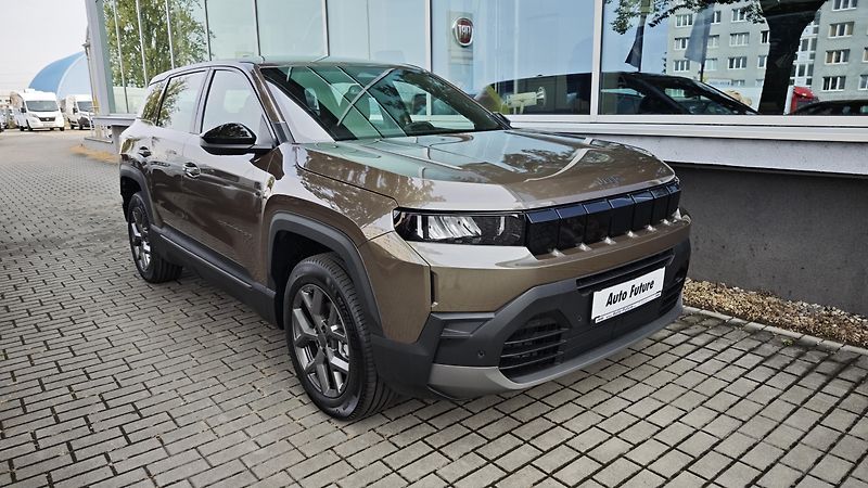 Jeep Compass (2026) Altitude hybrid 145PS automat  - fotografie inzerátu