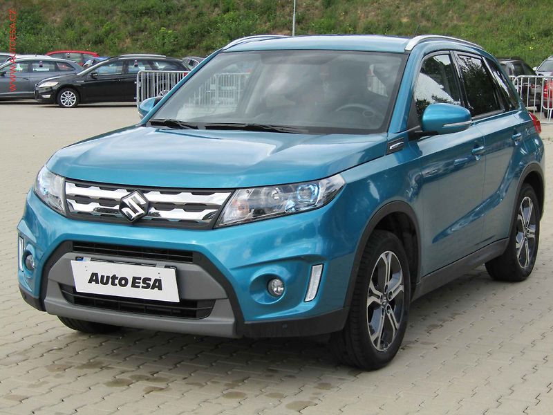 Suzuki Vitara (2017) 1.6VVT 4x4, 1.maj,ČR, LED - fotka 3 z 18